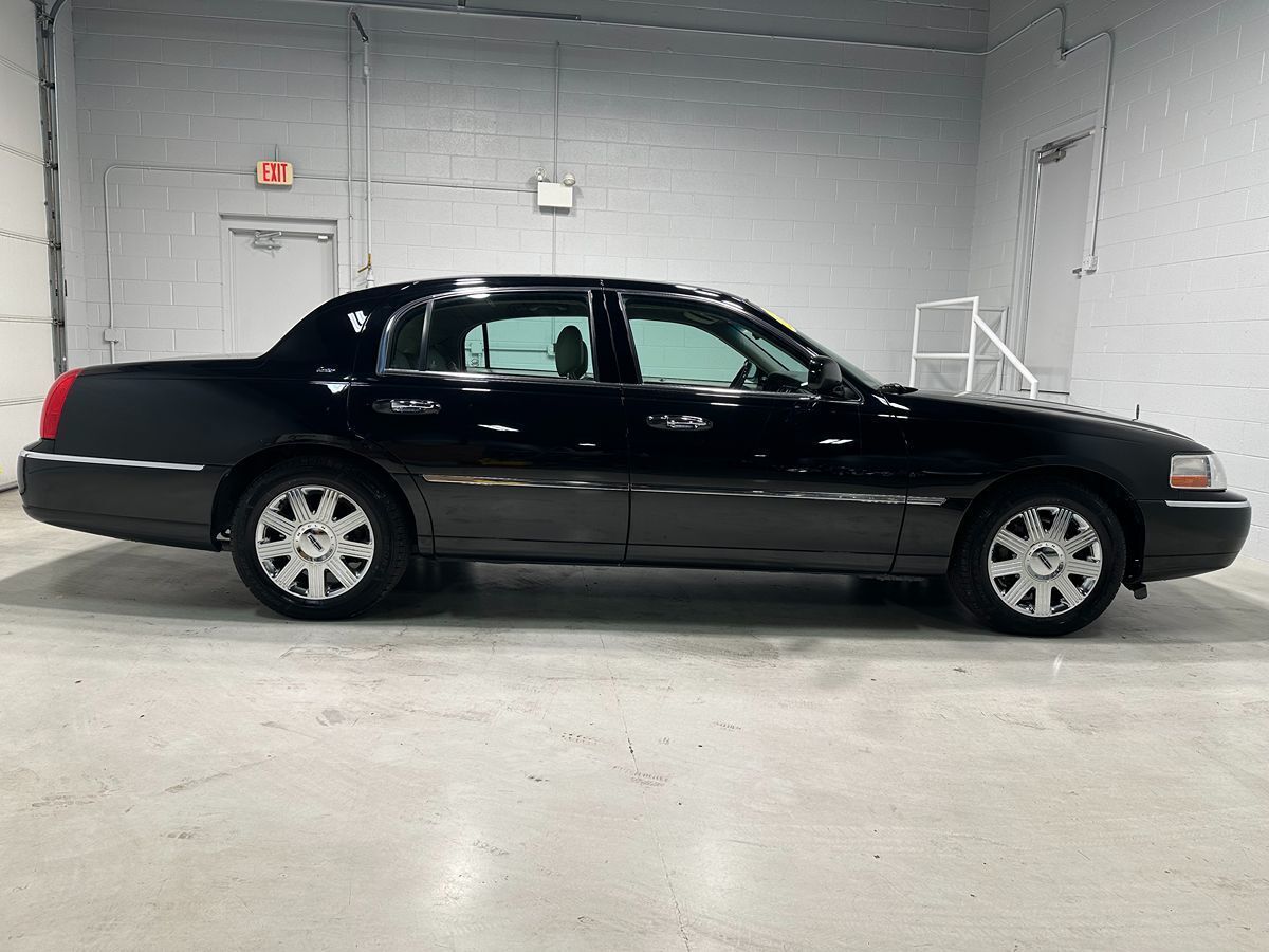 Lincoln Town Car