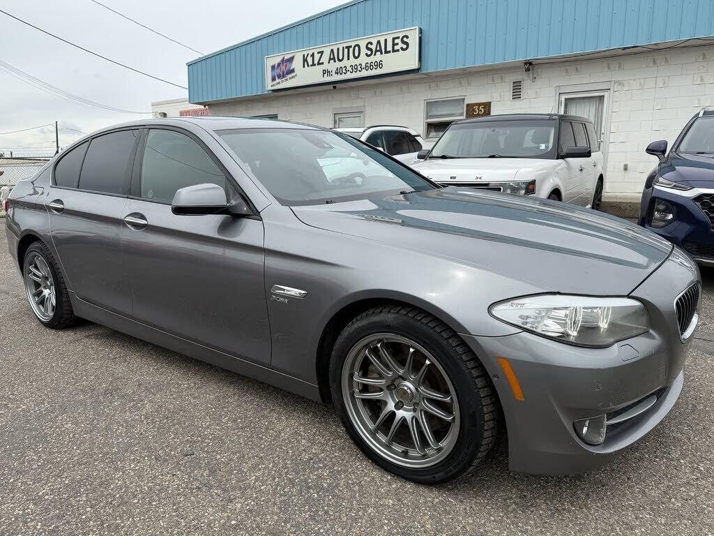 BMW 550i