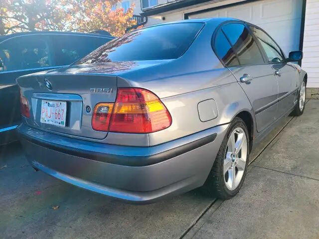 BMW 325i