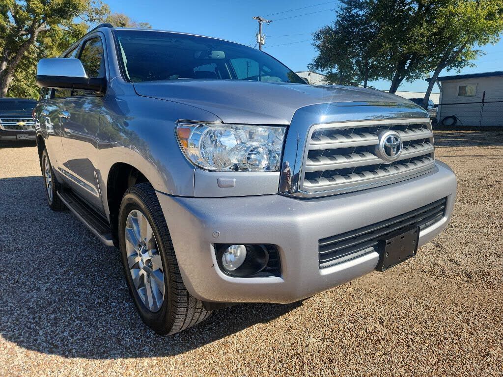 Toyota Sequoia