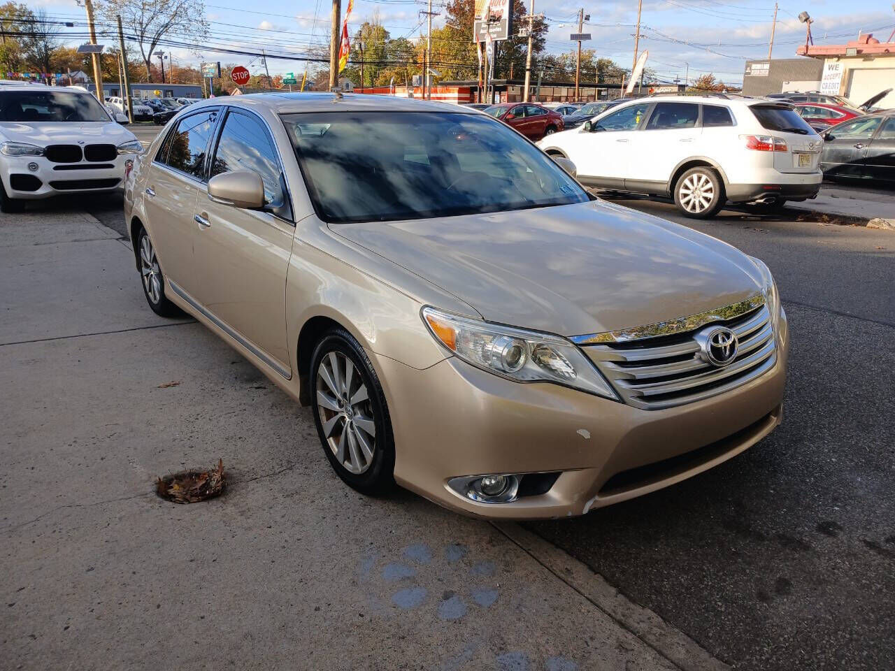 2011 TOYOTA Avalon