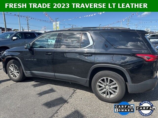 2023 CHEVROLET Traverse