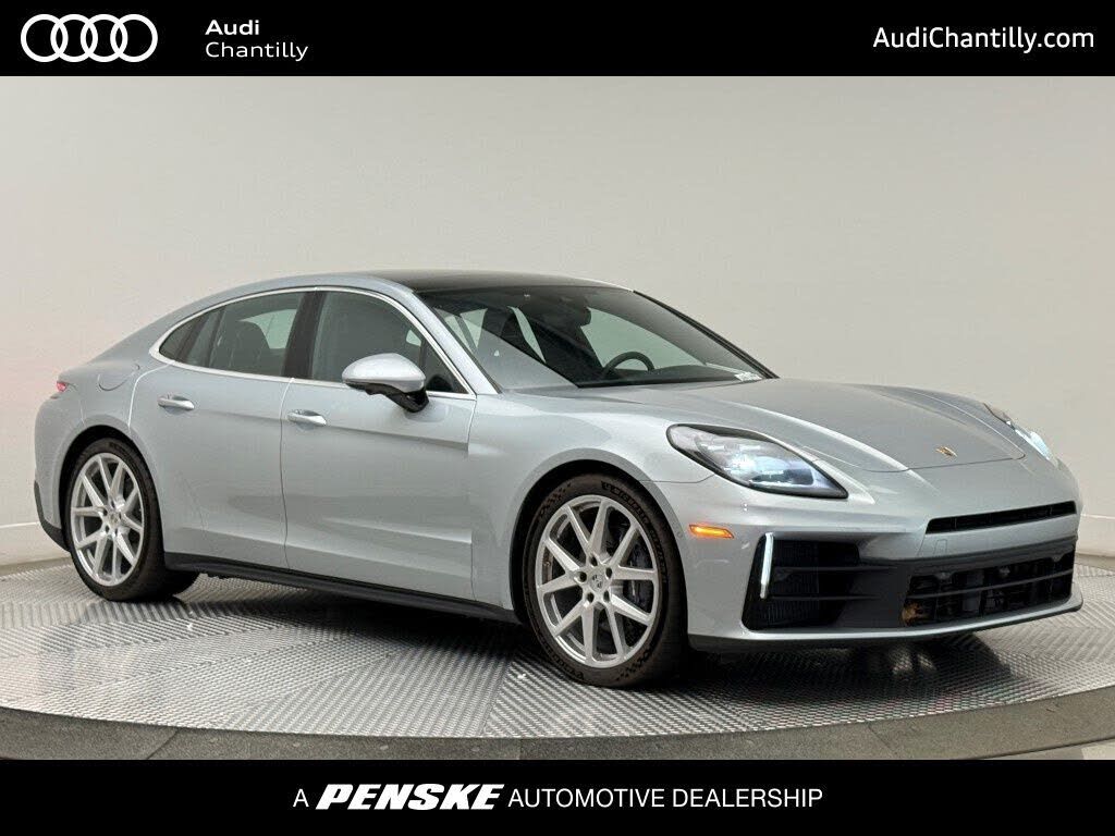 2025 PORSCHE Panamera