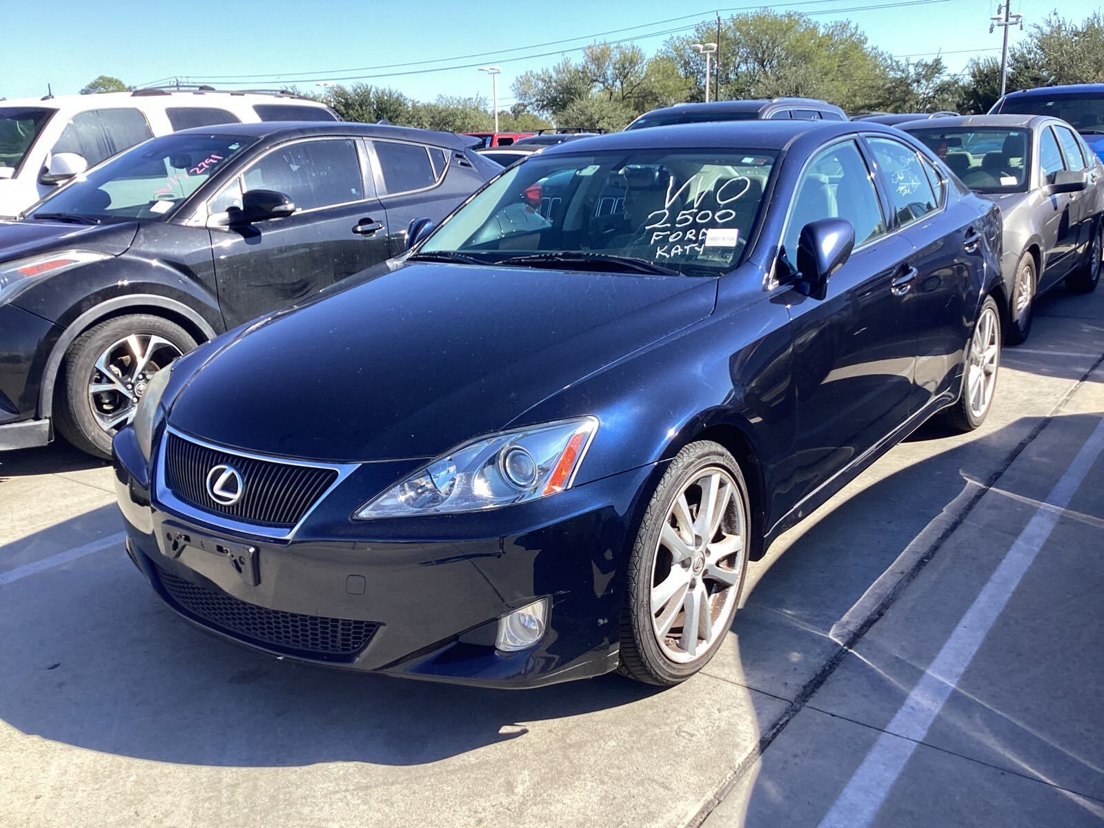 Lexus IS