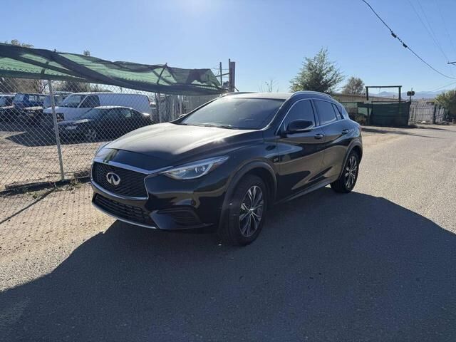 2017 Infiniti QX30