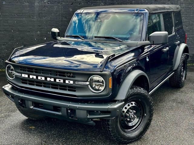2021 FORD Bronco