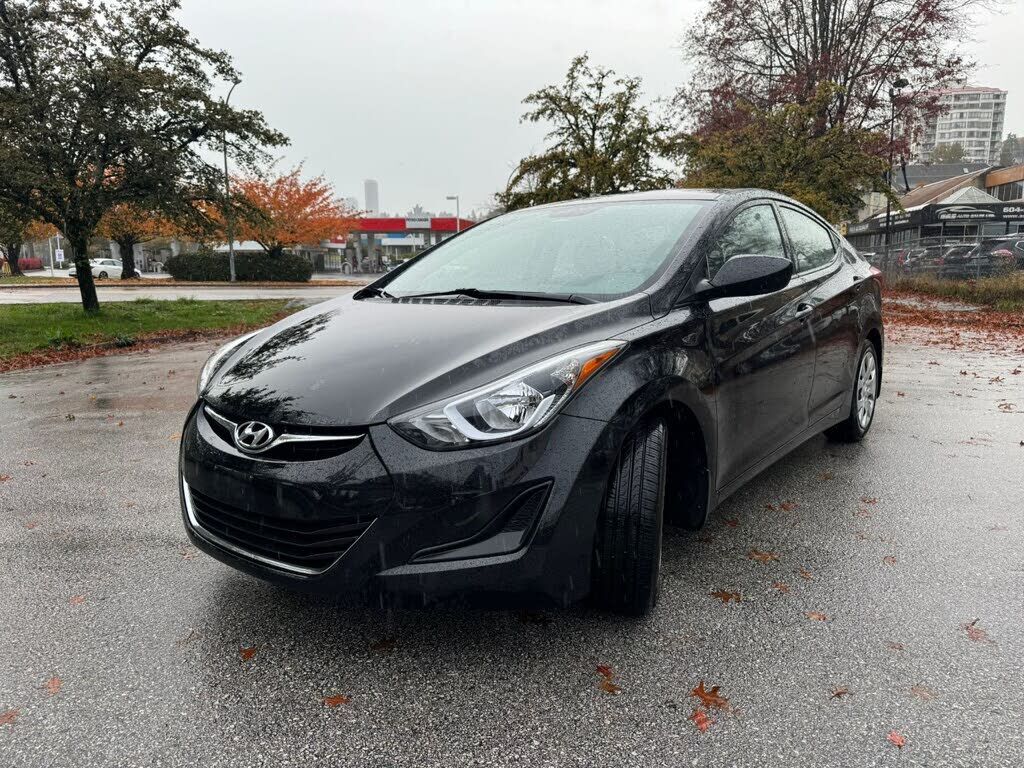 Hyundai Elantra