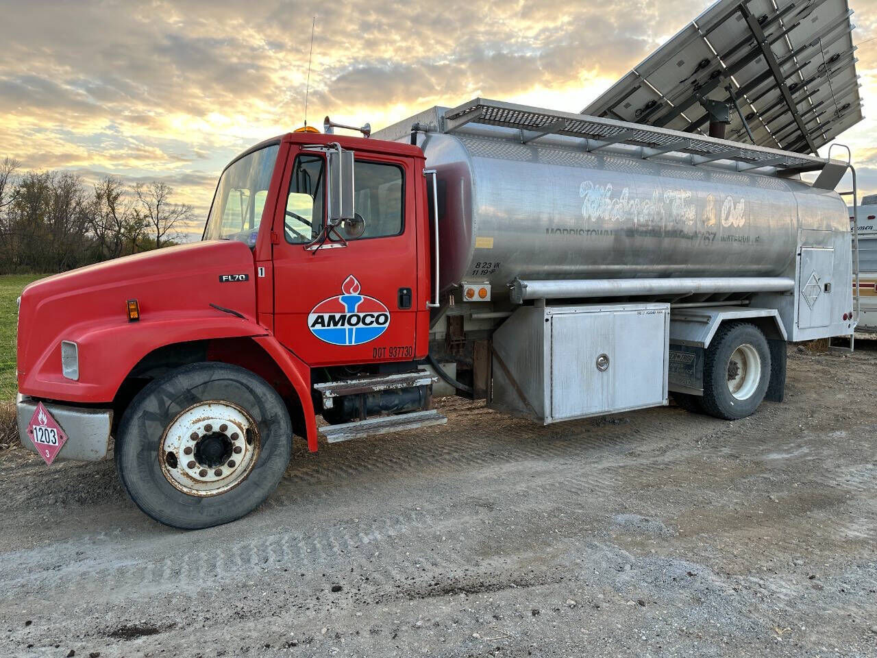 2000 FREIGHTLINER FL70