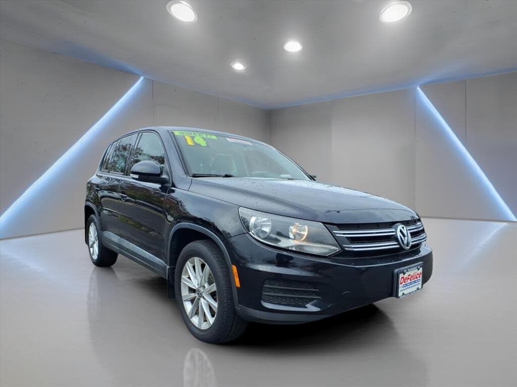 2014 VOLKSWAGEN Tiguan