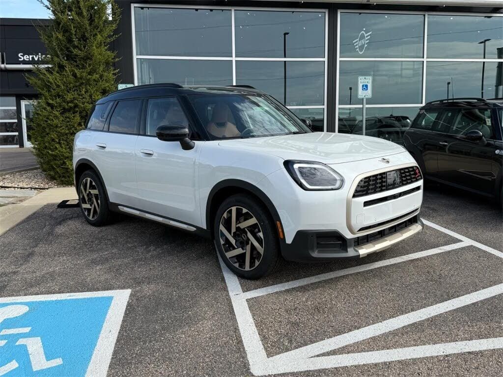 2025 MINI Countryman