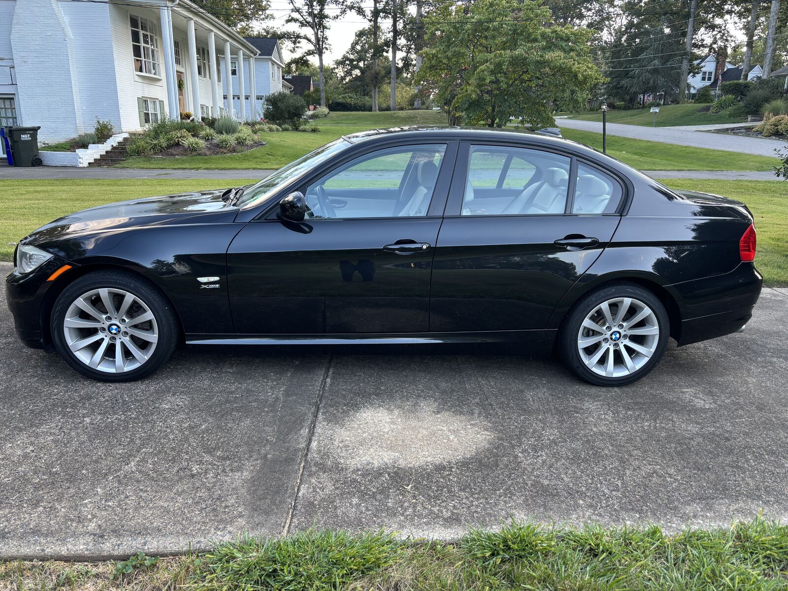 BMW 328i
