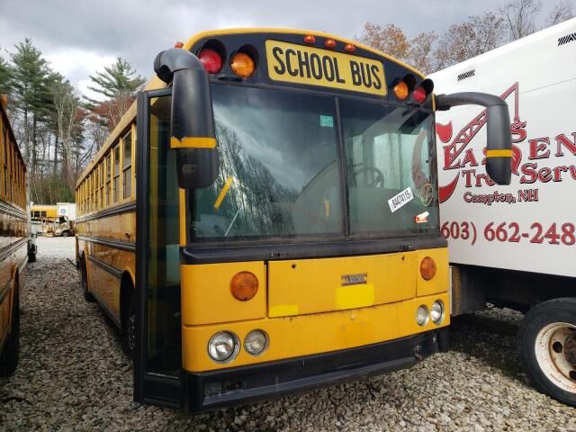 2012 THOMAS BUILT HDX