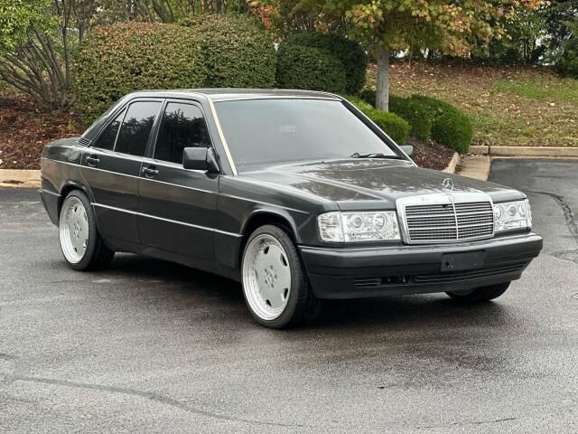 Mercedes-Benz 190