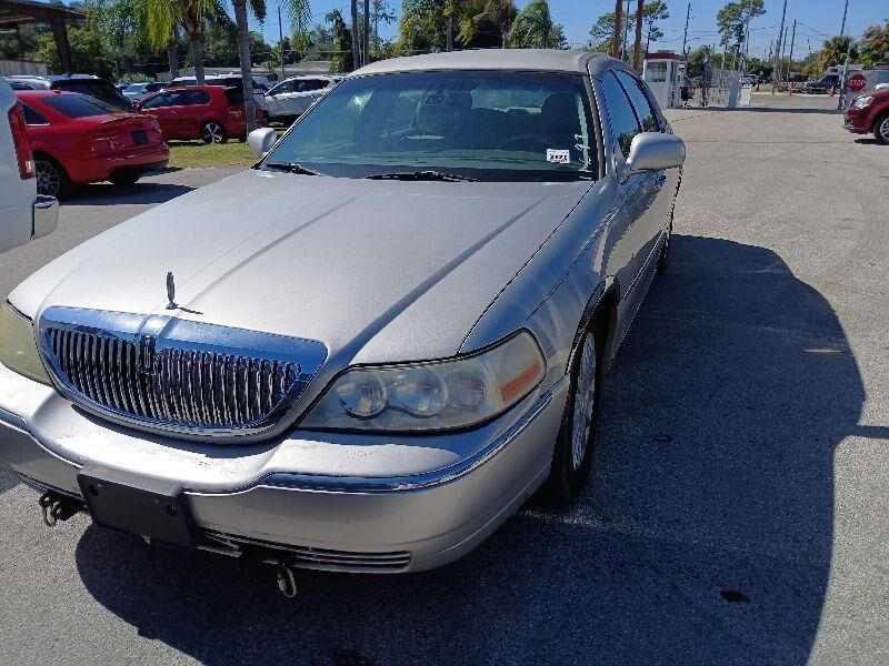Lincoln Town Car