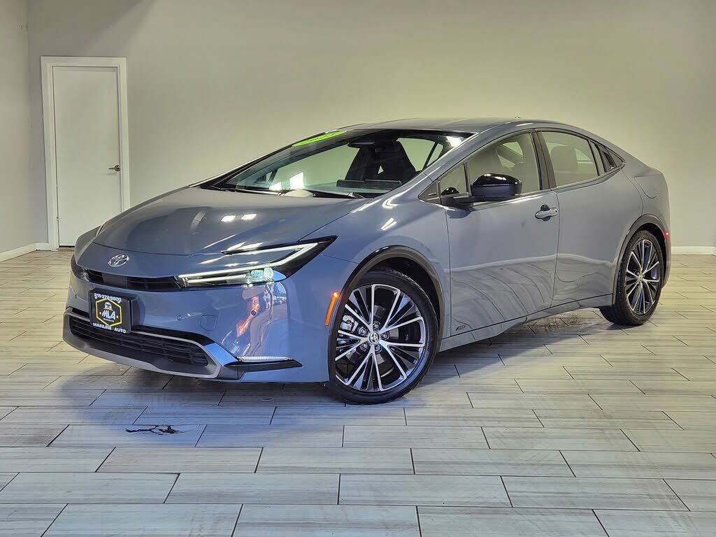 2023 TOYOTA PRIUS