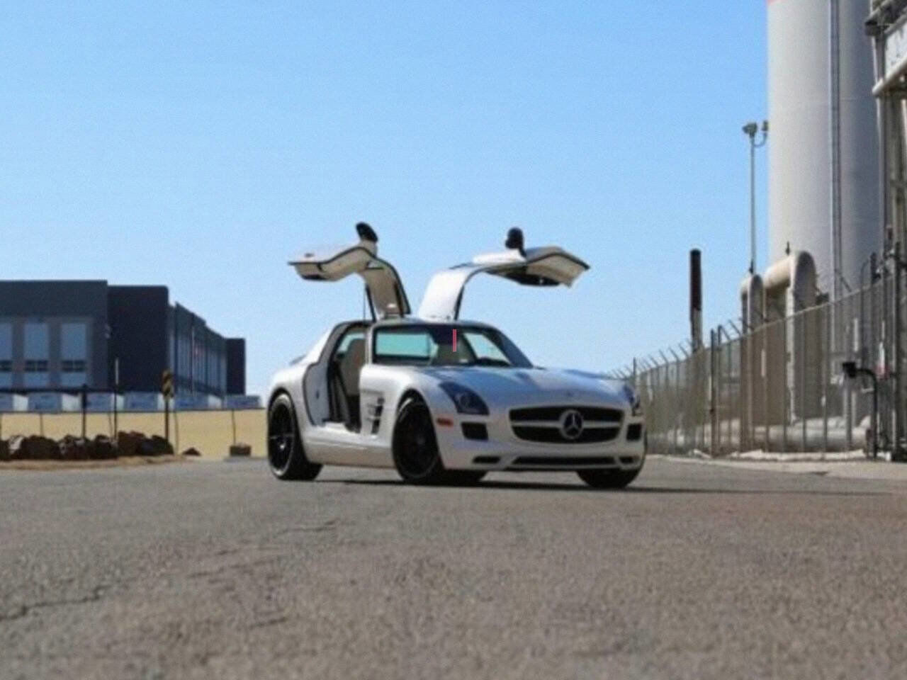 Mercedes-Benz SLS-Class