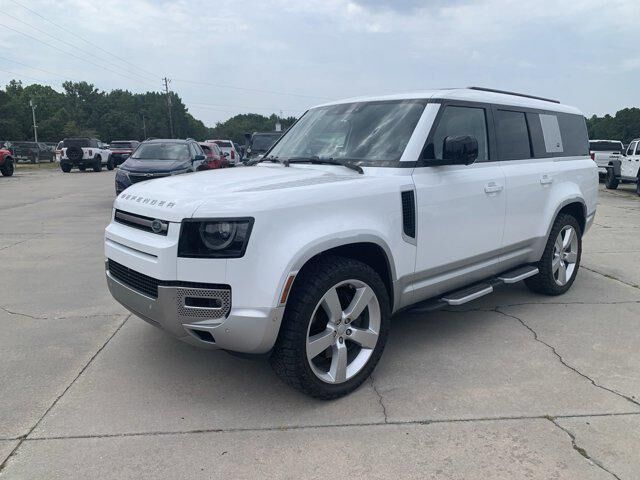 2023 LAND ROVER Defender