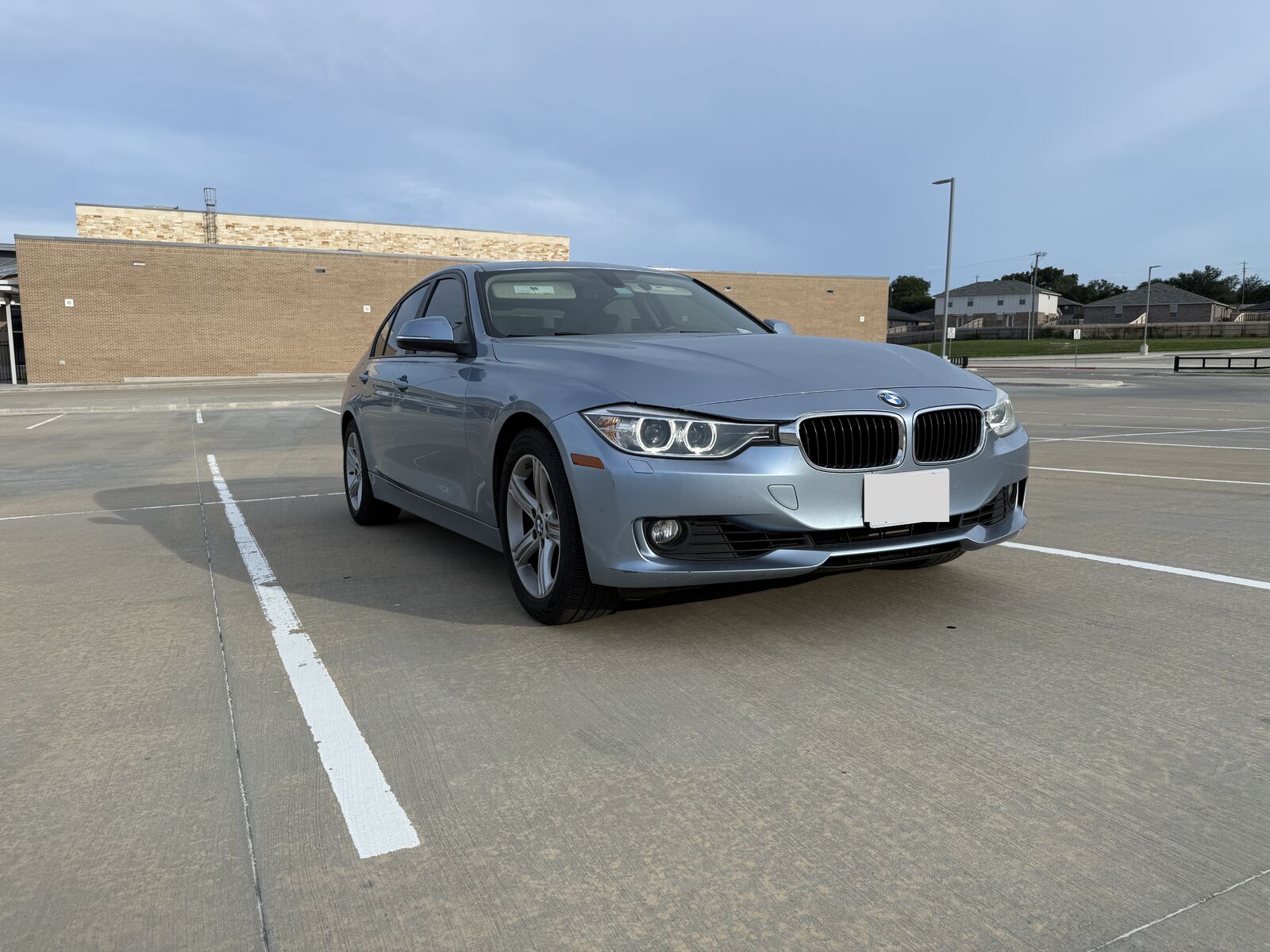 BMW 328i