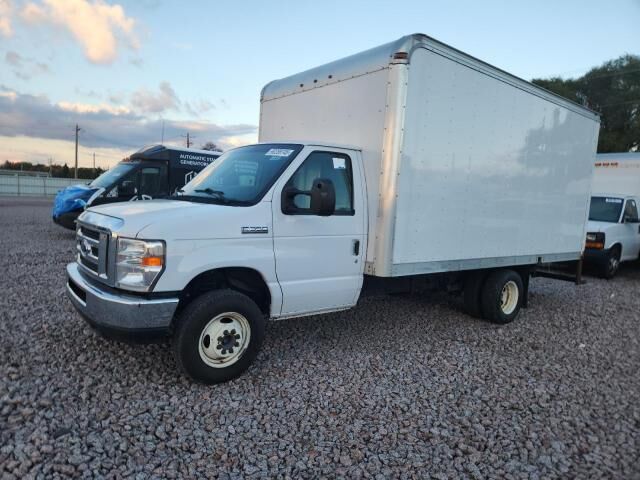 Ford E-350