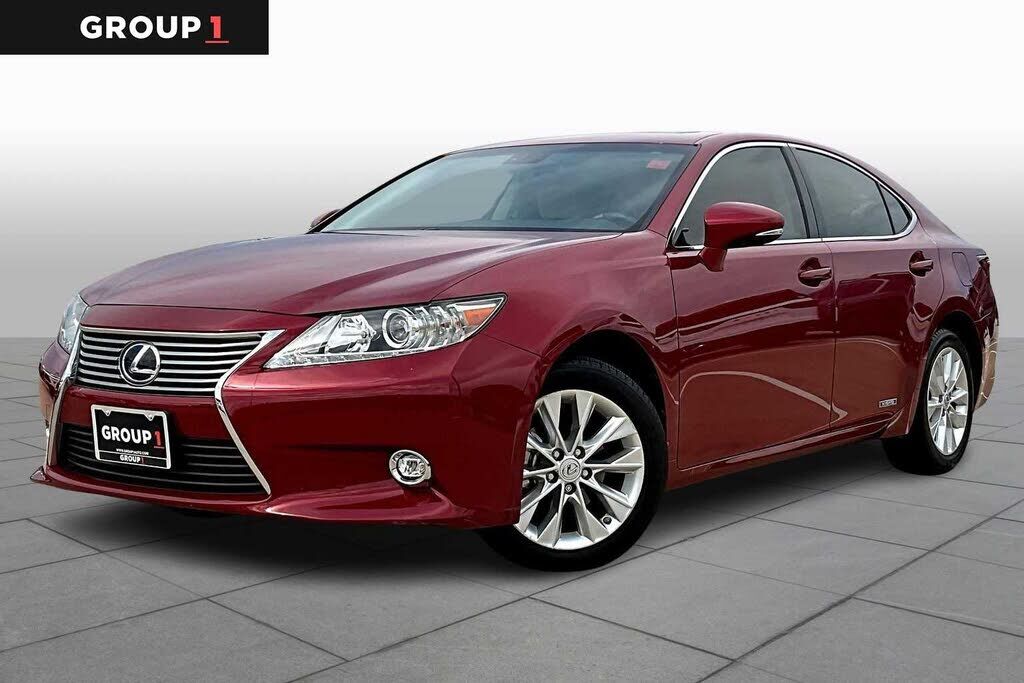 Lexus ES