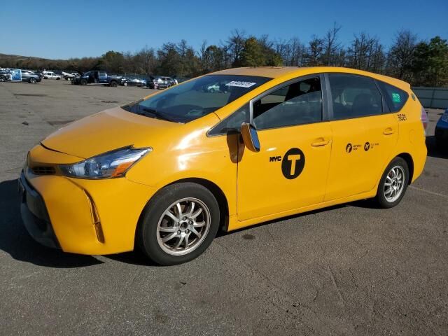 Toyota Prius V