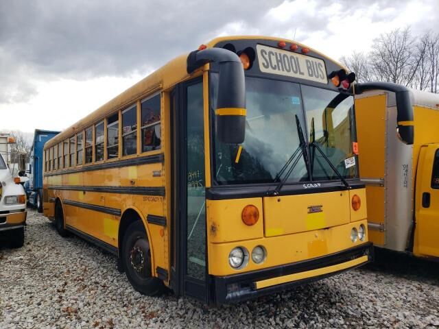 2012 THOMAS BUILT HDX