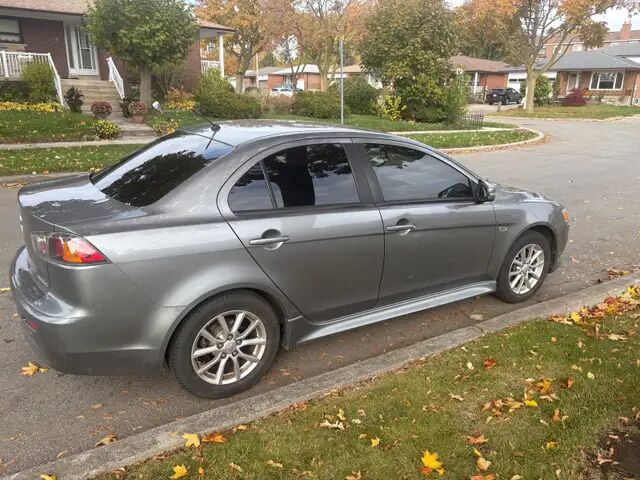 Mitsubishi Lancer