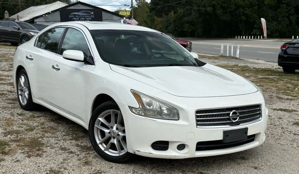 Nissan Maxima
