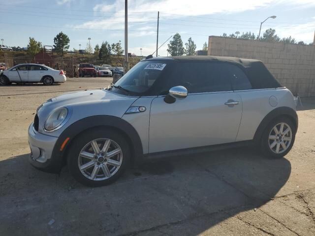 MINI Cooper Convertible