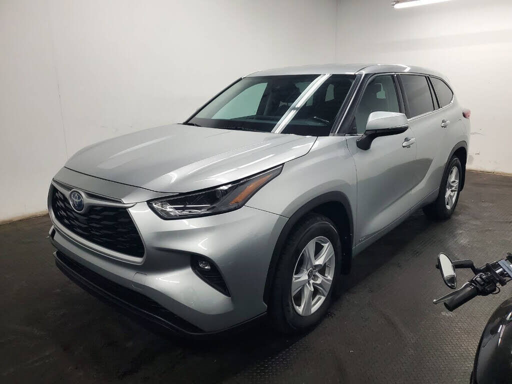 2022 TOYOTA Highlander