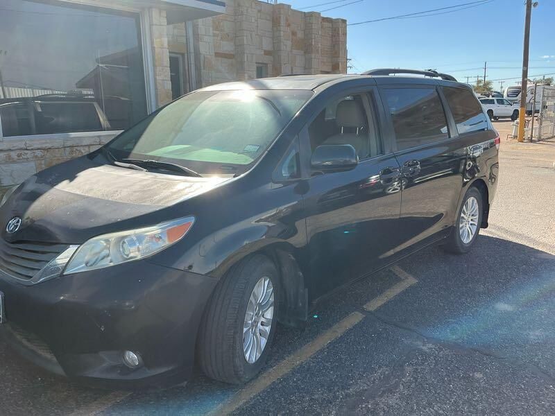Toyota Sienna