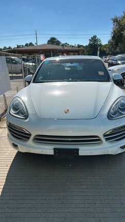 2014 PORSCHE Cayenne