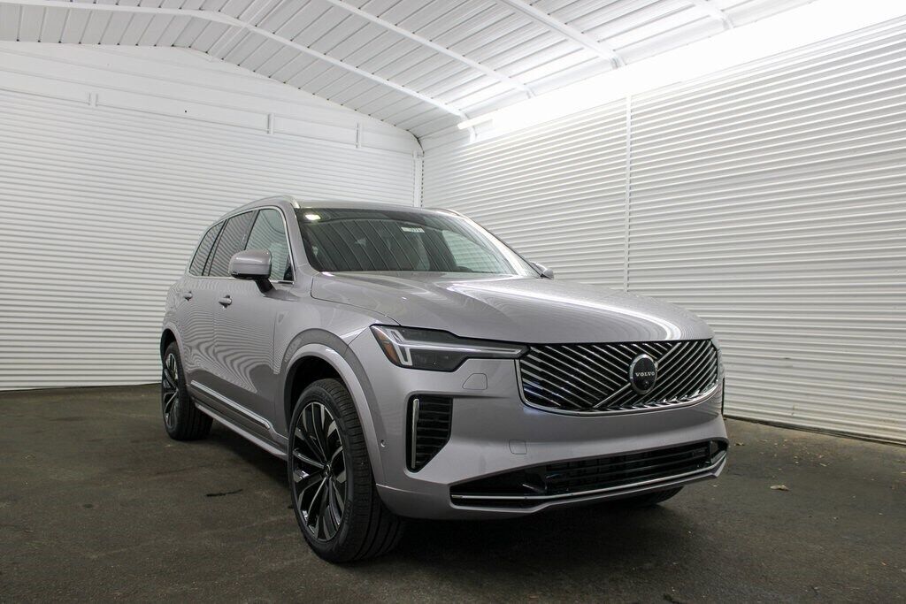 2026 VOLVO XC90