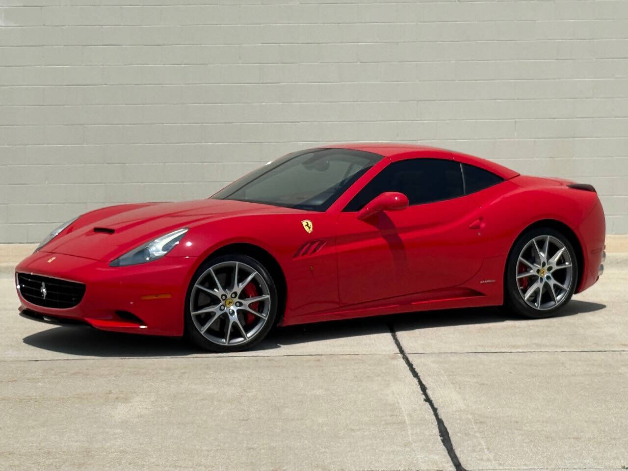 2010 FERRARI California