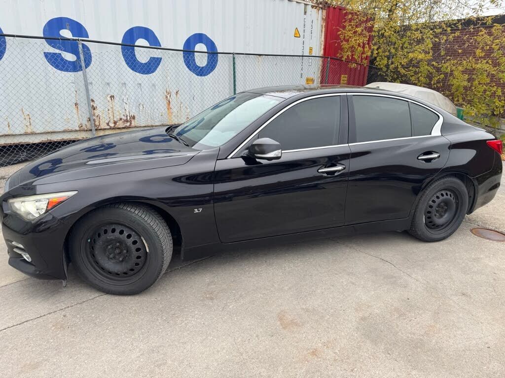 Infiniti Q50