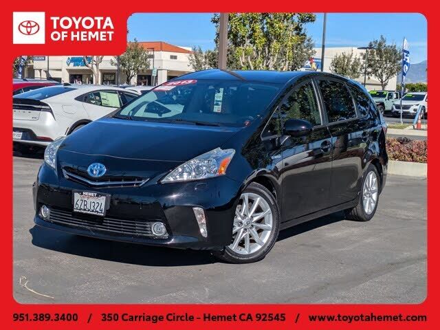 Toyota Prius V