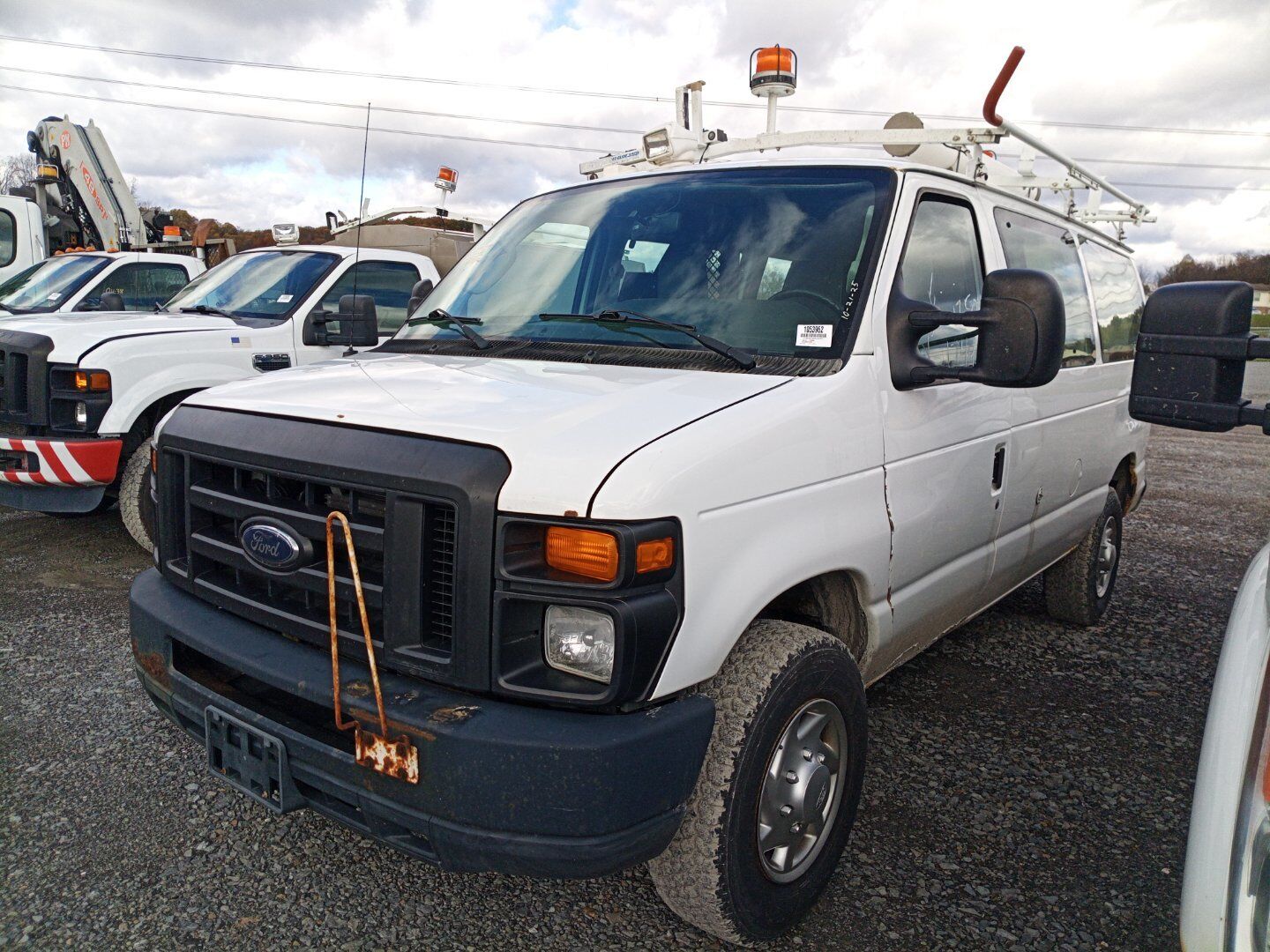 Ford E-350