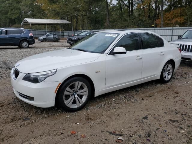 BMW 528i