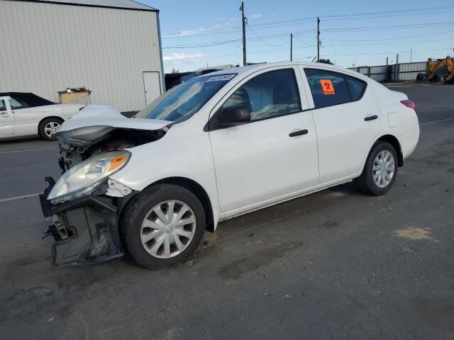 Nissan Versa