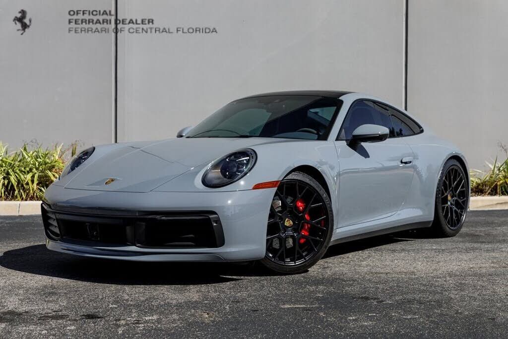 2024 PORSCHE 911