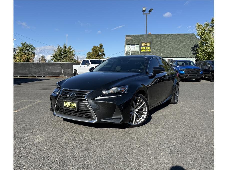 2017 LEXUS IS