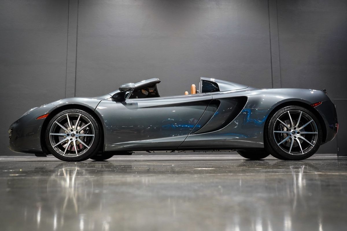 McLaren MP4-12C