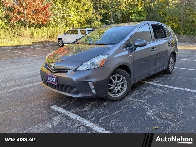 Toyota Prius V