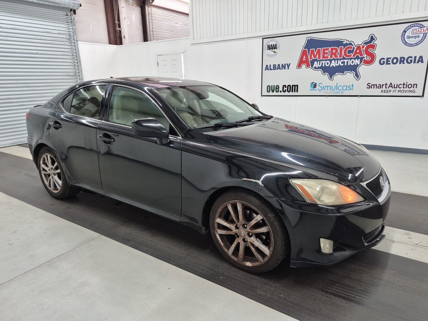 Lexus IS