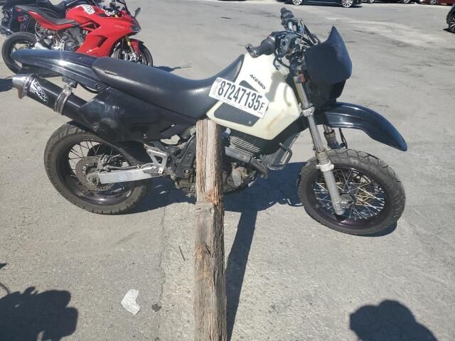Suzuki DR650SEK