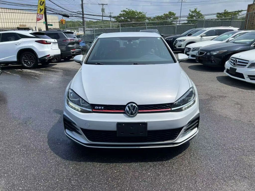 2018 VOLKSWAGEN Golf GTI
