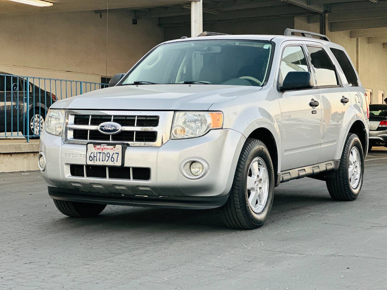 2009 FORD Escape
