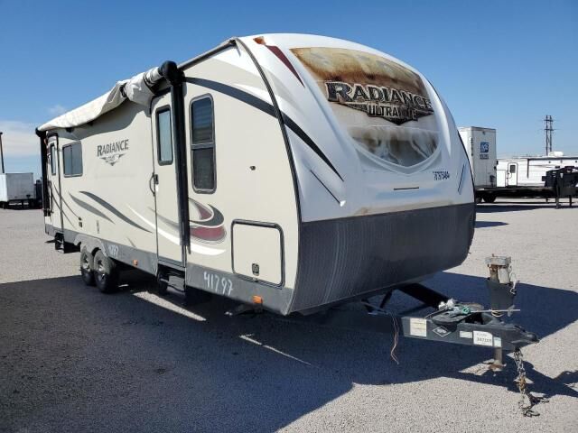 2018 CRUISER RV Radiance