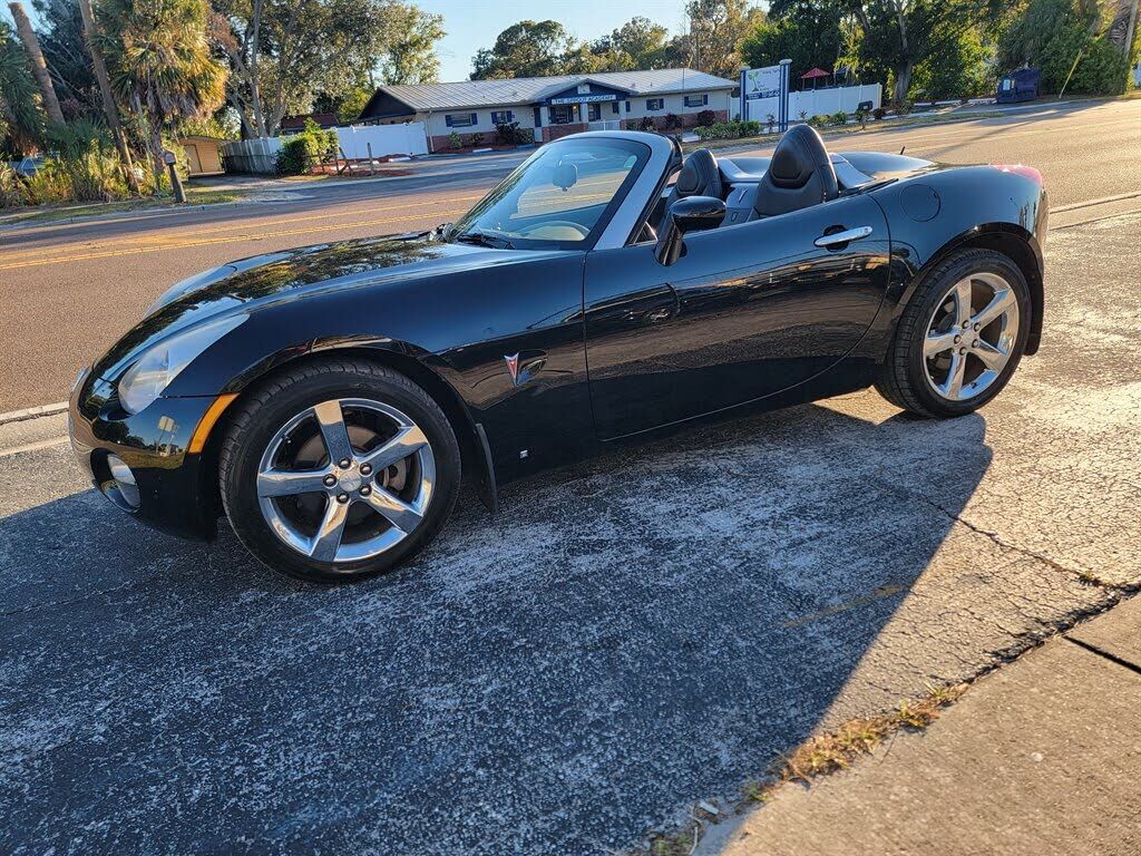 Pontiac Solstice