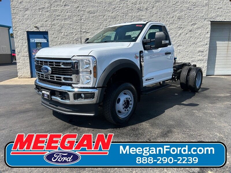 2025 FORD F-550